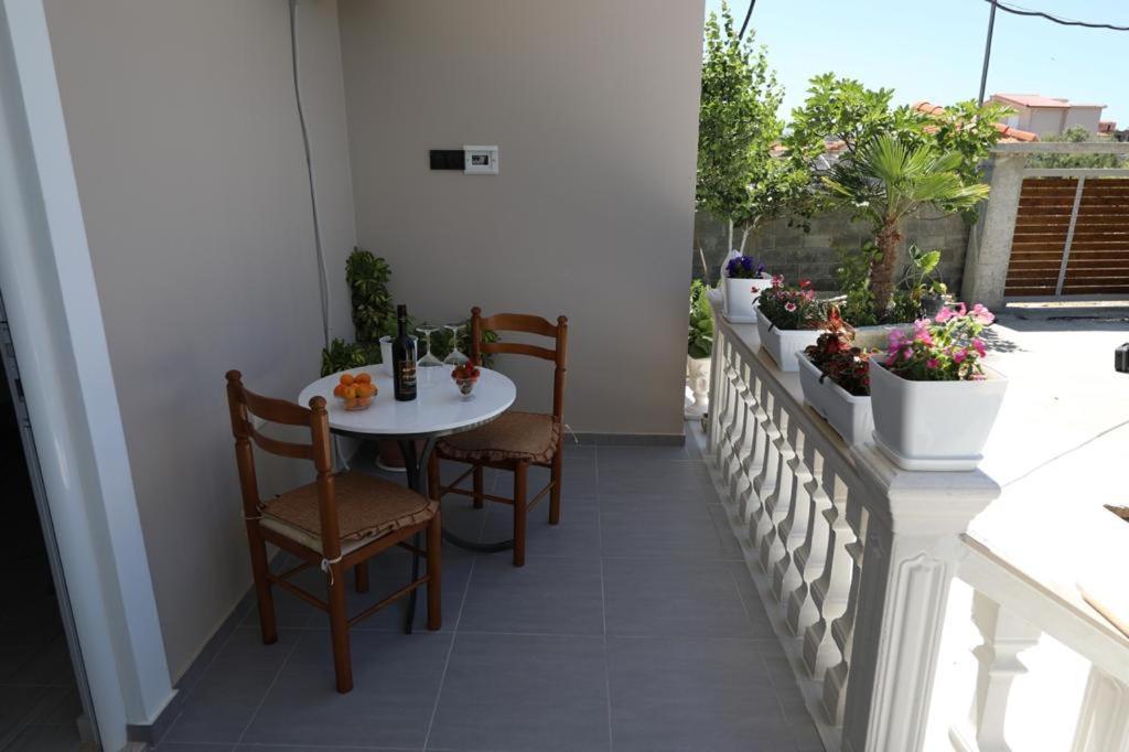 Guest House Narta วญอเรอ ภายนอก รูปภาพ