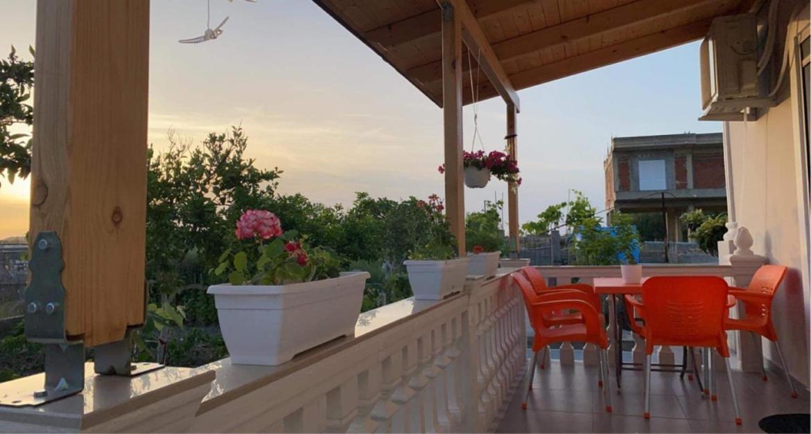 Guest House Narta วญอเรอ ภายนอก รูปภาพ