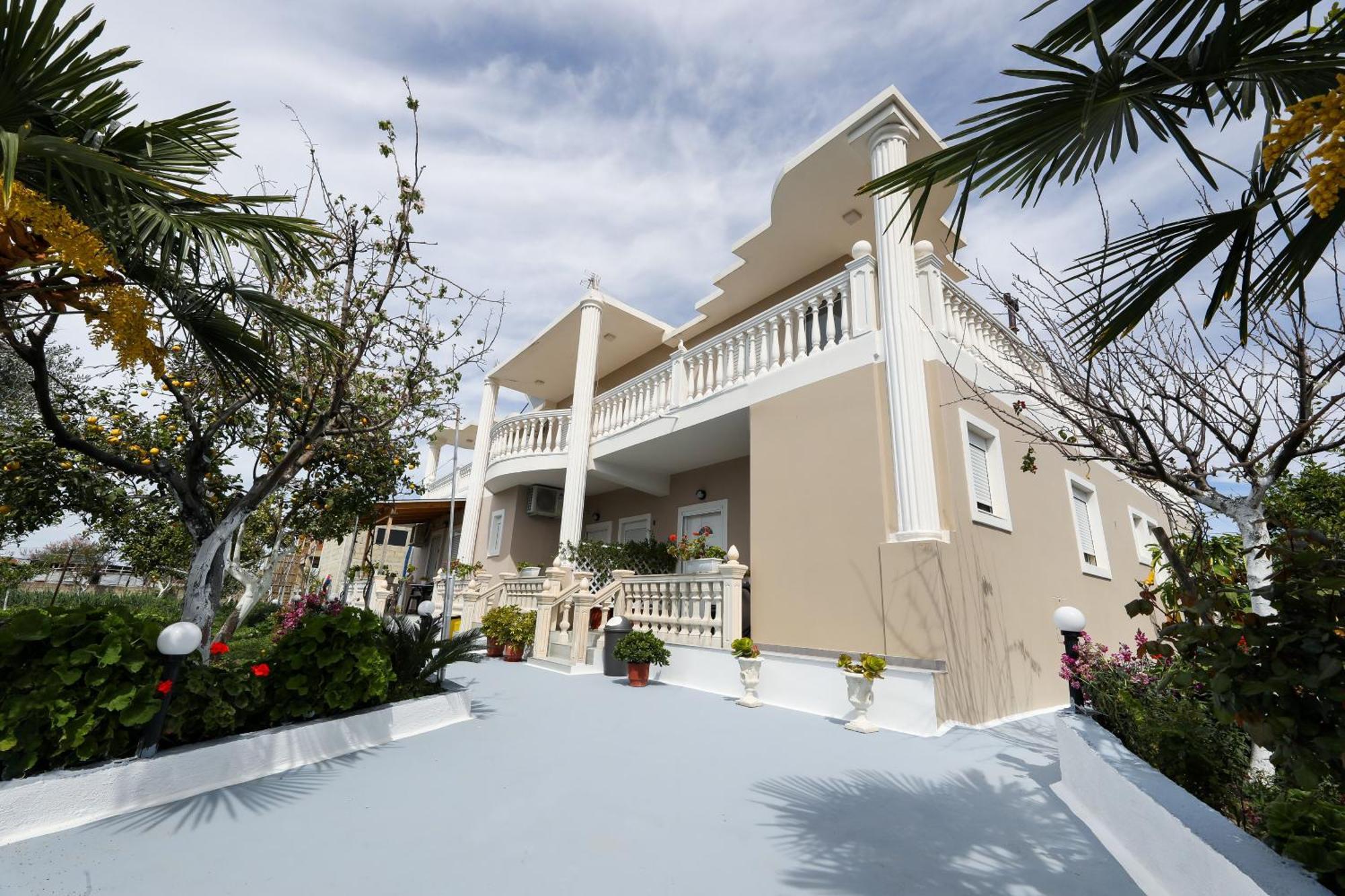 Guest House Narta วญอเรอ ภายนอก รูปภาพ