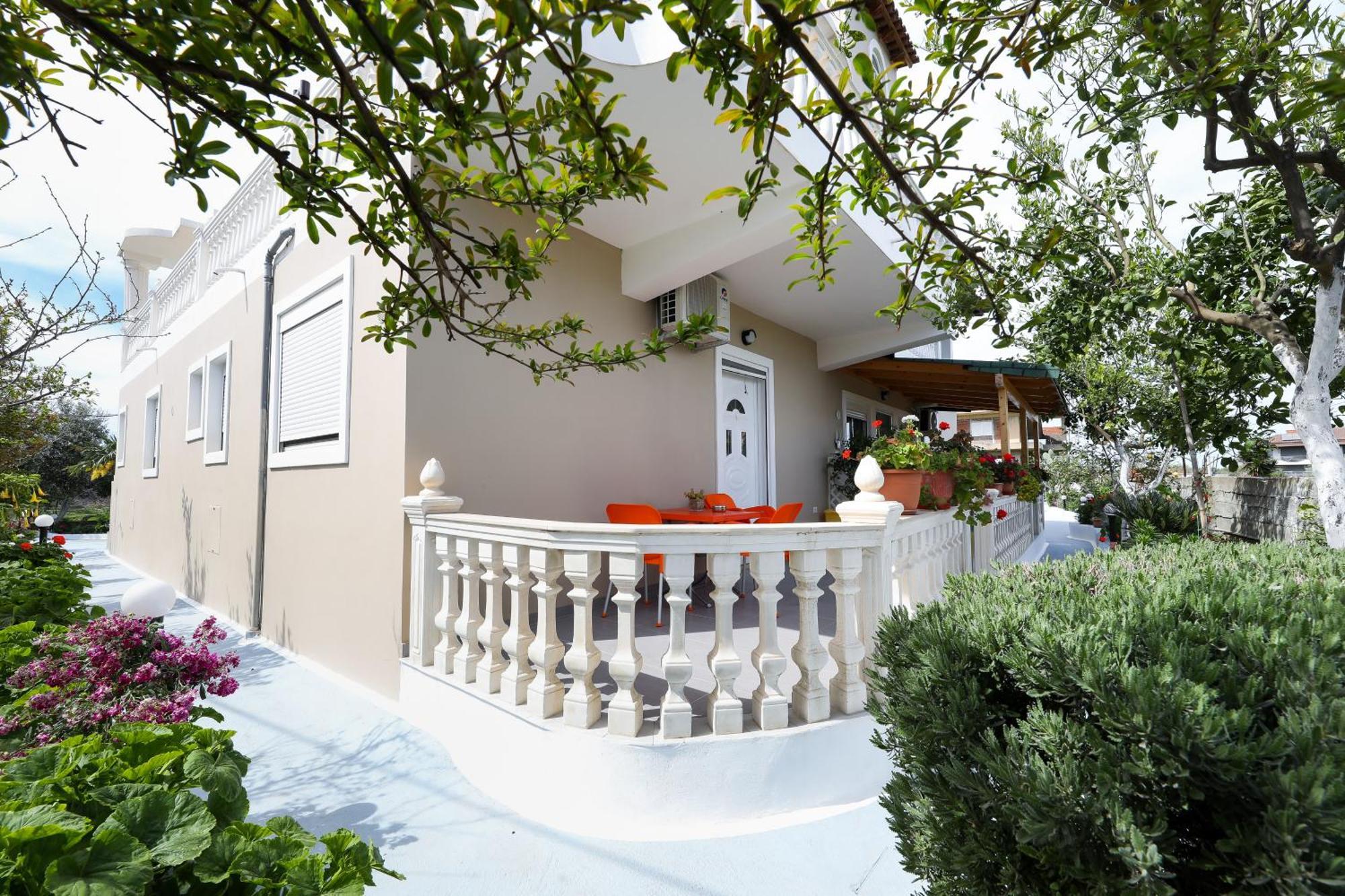 Guest House Narta วญอเรอ ภายนอก รูปภาพ